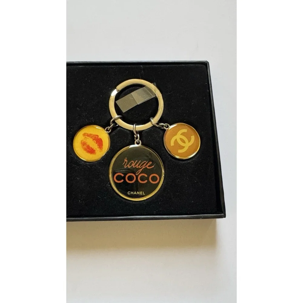 CHANEL COCO Rouge Key Ring Holder Chain Charm Customer Novelty From Japan